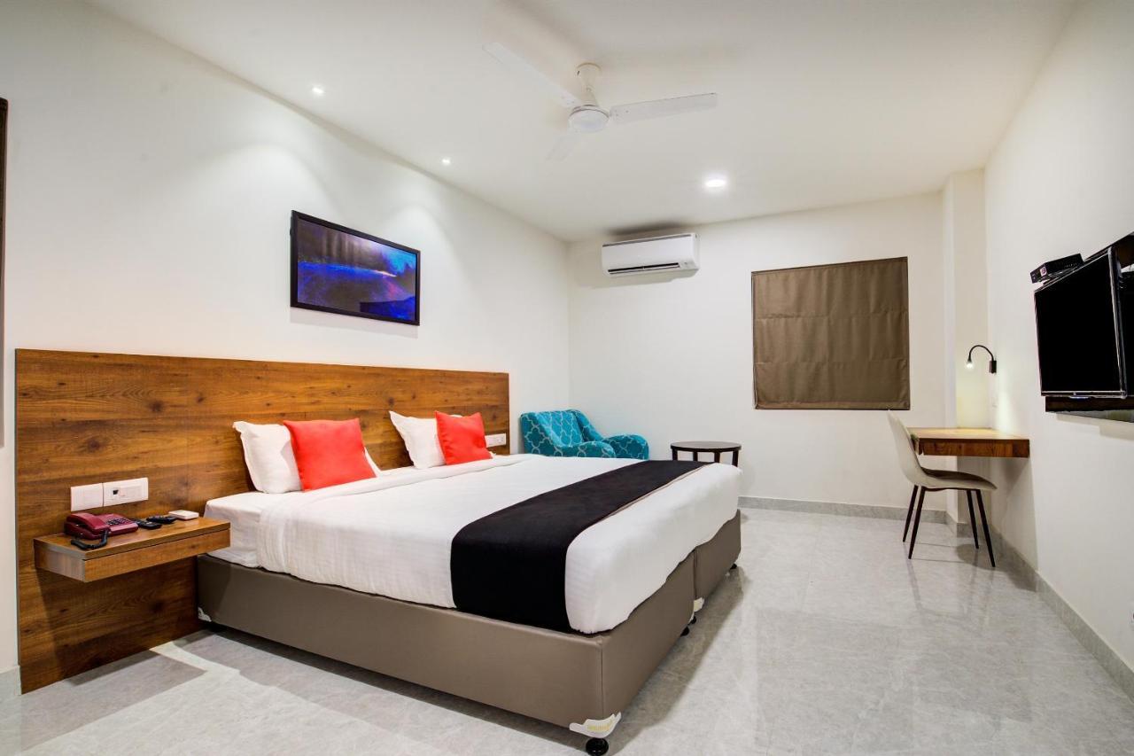 Arunaa Inn Airport Hotel,شيناي المظهر الخارجي الصورة