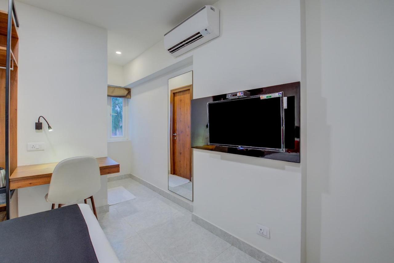 Arunaa Inn Airport Hotel,شيناي المظهر الخارجي الصورة