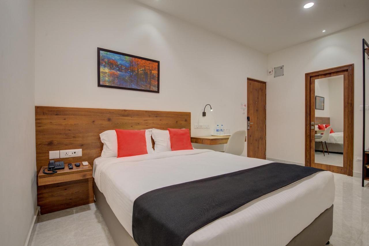 Arunaa Inn Airport Hotel,شيناي المظهر الخارجي الصورة