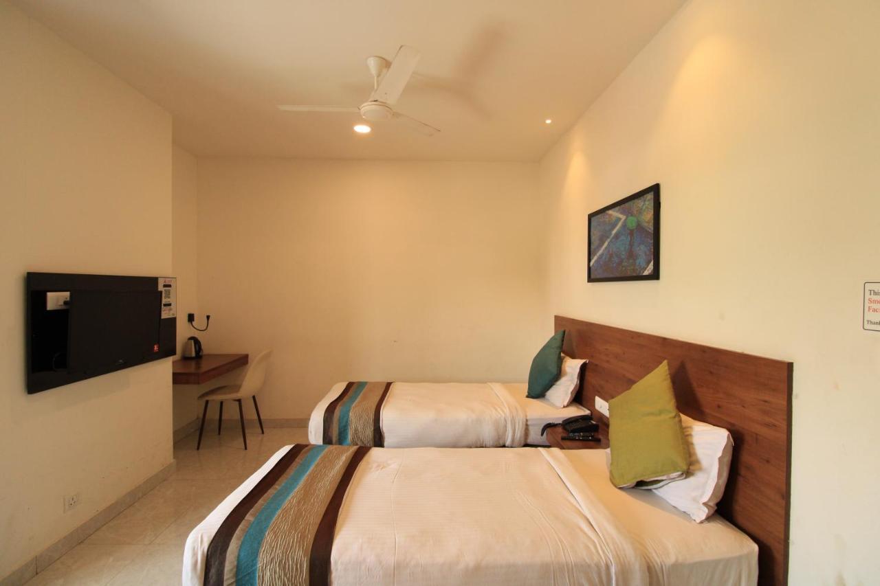 Arunaa Inn Airport Hotel,شيناي المظهر الخارجي الصورة