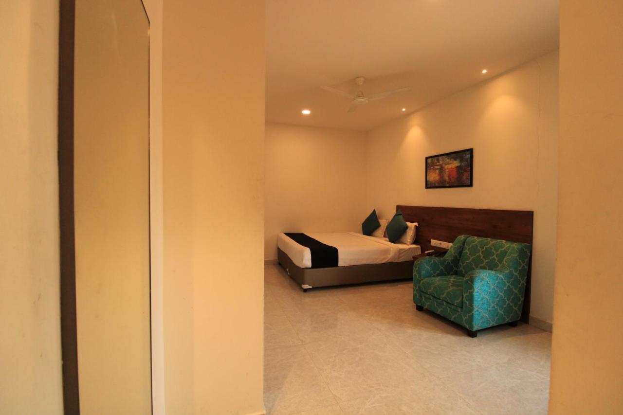 Arunaa Inn Airport Hotel,شيناي المظهر الخارجي الصورة
