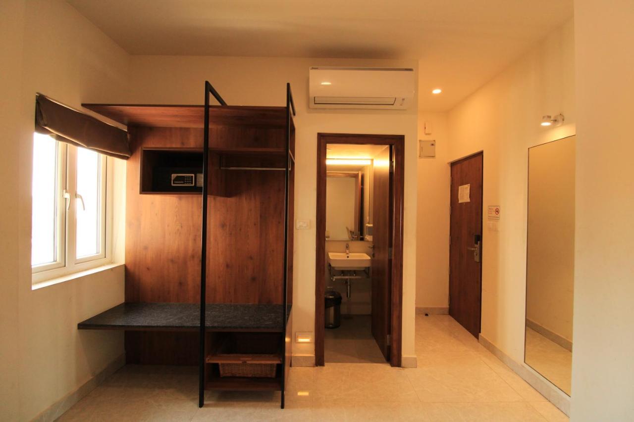 Arunaa Inn Airport Hotel,شيناي المظهر الخارجي الصورة
